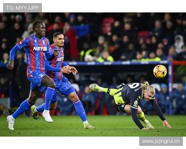 曼城控球战术解析：精准传球助力现代足球游戏模式的转型趋势