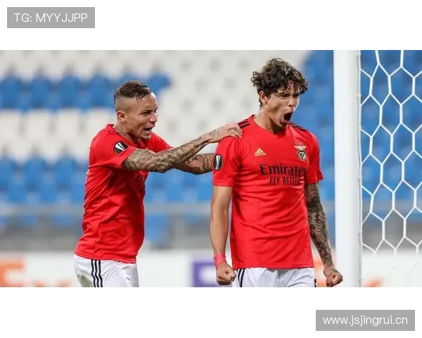 努涅斯 vs 热苏斯：机动型前锋的两种答案